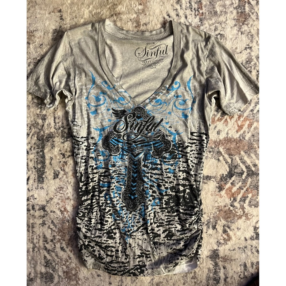 Sinful by Affliction Womens V-Neck T-Shirt Grey Blue Cross Graphic Y2K Ruched S